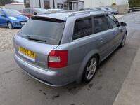 AUDI A4 AVANT