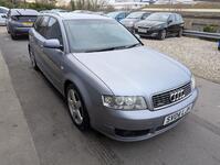 AUDI A4 AVANT