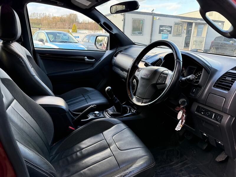 ISUZU D-MAX