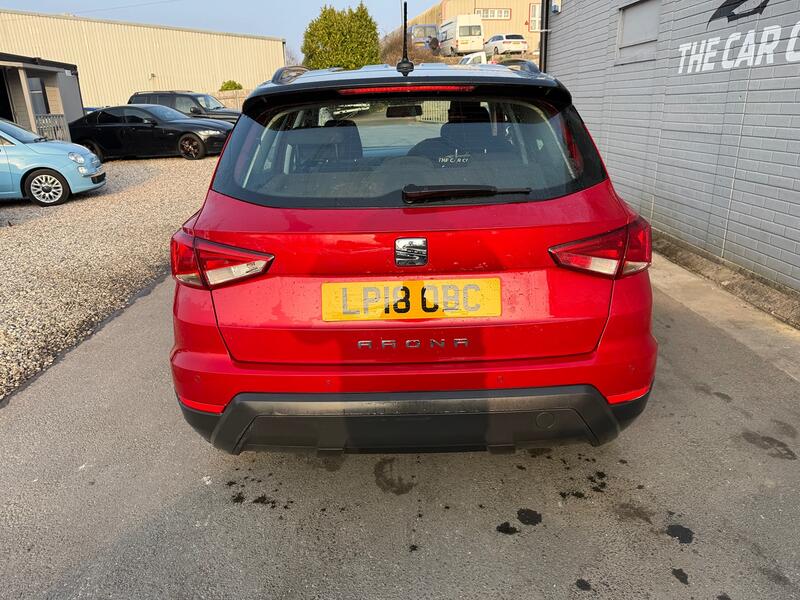 SEAT ARONA