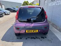 PEUGEOT 107