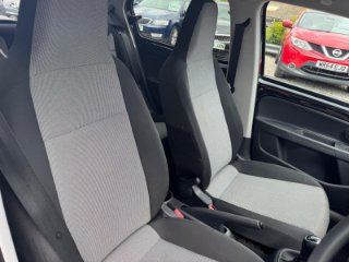 /photos/12653/73c17263-f9c5-9628-aa06-b12ff1e10387_i320x240.jpg