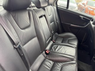 /photos/12653/888fc32f-1549-0535-197f-96b7b828f5f2_i320x240.jpg