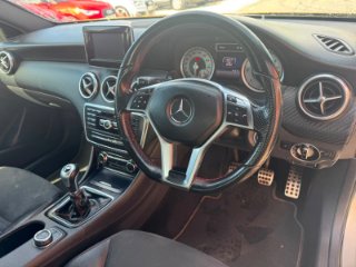 /photos/12653/9f2a7d69-d2e2-d2f6-c37b-98bd1d1926a1_i320x240.jpg